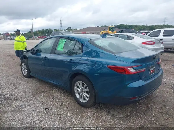 4T1DBADK4SU531612 — 2025 Toyota Camry, фото 3 с аукциона IAAI 15.10.2026, Передняя часть