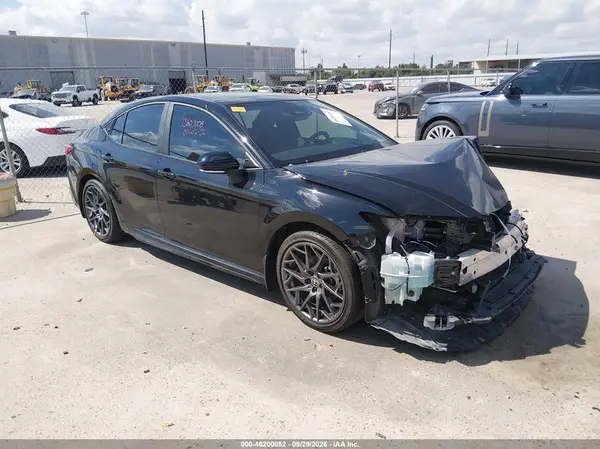 4T1DAACKXSU164526 — 2025 Toyota Camry, Передняя часть (Front End), фото до ремонта