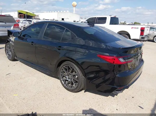 4T1DAACKXSU164526 — 2025 Toyota Camry, фото 3 с аукциона IAAI, Передняя часть