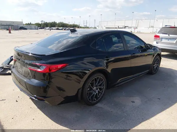 4T1DAACKXSU164526 — 2025 Toyota Camry, фото 4 с аукциона IAAI, Передняя часть
