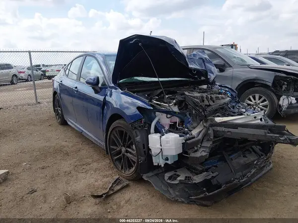 4T1DAACK5SU140277 — 2025 Toyota Camry, Передняя часть (Front End), фото до ремонта
