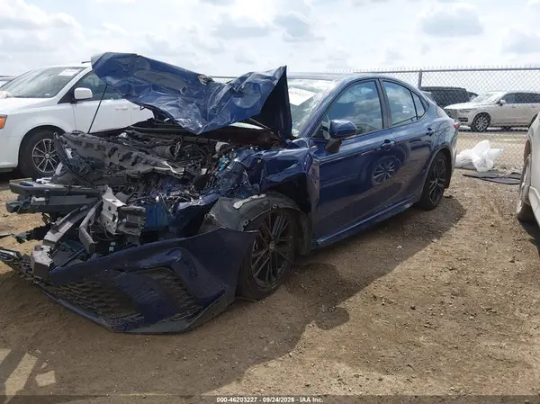 4T1DAACK5SU140277 — 2025 Toyota Camry, фото 2 с аукциона IAAI, Передняя часть