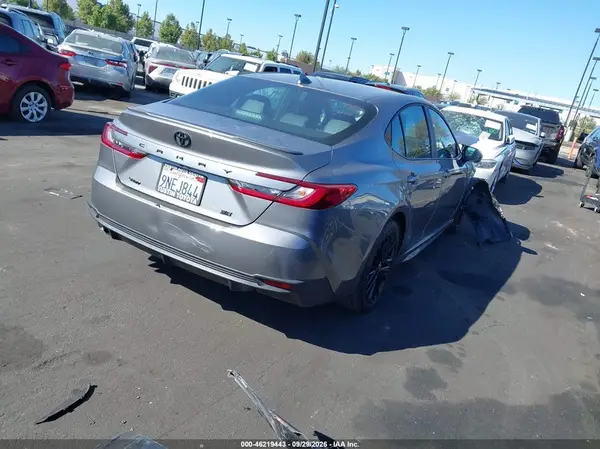 4T1DAACK5SU514046 — 2025 Toyota Camry, фото 4 с аукциона IAAI, Передняя и задняя части