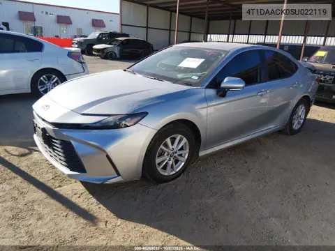 2025 Toyota Camry Le VIN 4T1DAACK0SU022119 фото 3