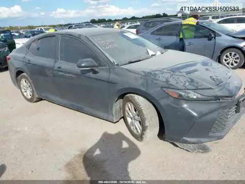 4T1DAACK8SU600533 — 2025 Toyota Camry, Передняя часть слева, фото до ремонта