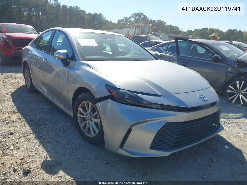 4T1DAACK9SU119741 — 2025 Toyota Camry, фото 2 с аукциона IAAI, Передний левый