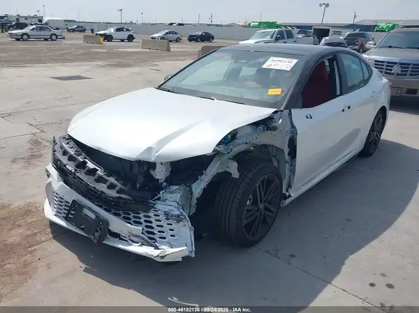 4T1DAACK0TU344521 — 2026 Toyota Camry, фото 2 с аукциона IAAI, Передняя часть