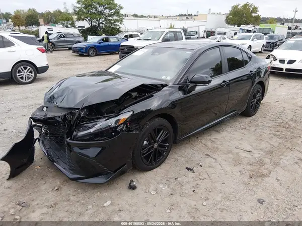 4T1DBADK4TU052026 — 2026 Toyota Camry, фото 2 с аукциона IAAI, Передняя часть