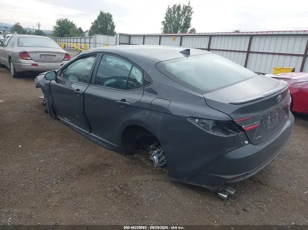 4T1DAACK6TU319395 — 2026 Toyota Camry, фото 3 с аукциона IAAI, Передняя часть