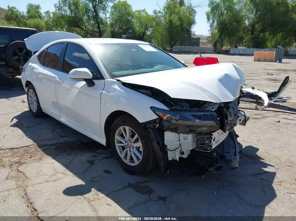 4T1DAACK8TU269891 — 2026 Toyota Camry, Передняя часть (Front & Rear), фото до ремонта
