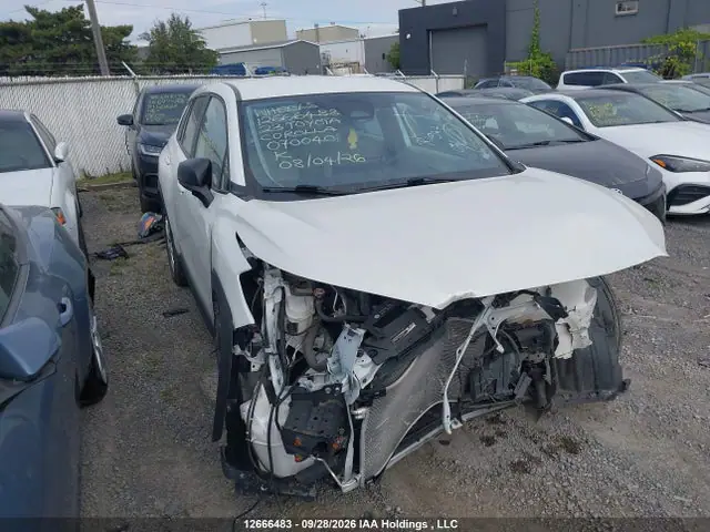 7MUAAABGXPV070040 Toyota Corolla Cross L 2023 — повреждение Передняя часть, фото до ремонта