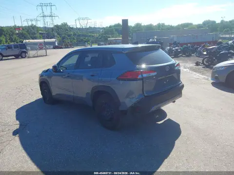 2023 Toyota Corolla Cross L VIN 7MUAAABG9PV065069 фото 3