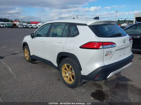 2024 Toyota Corolla Cross L VIN 7MUAAABG4RV106470 фото 3