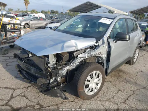 2026 Toyota Corolla Cross L VIN 7MUAAAAGXTV174393 фото 2