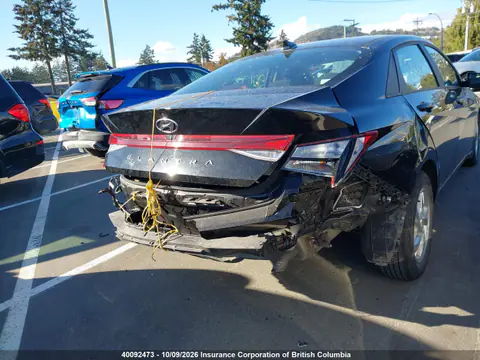 2022 Hyundai Elantra Essential Manual VIN KMHLM4AG5NU327008 фото 4