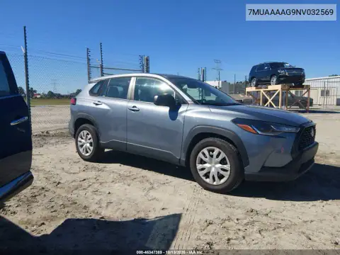7MUAAAAG9NV032569 — 2022 Toyota Corolla Cross, Передняя часть, фото до ремонта