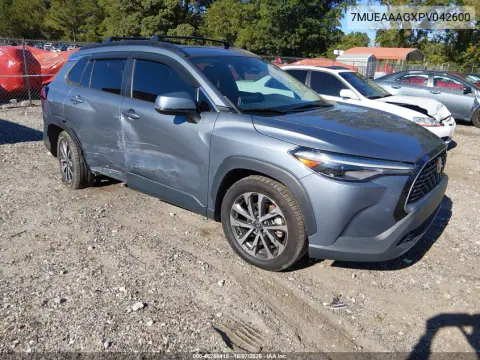2023 Toyota Corolla Cross Xle VIN 7MUEAAAGXPV042600 фото 2