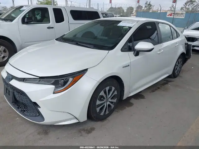 JTDEBRBE3LJ011098 — 2020 Toyota Corolla Hybrid LE, фото 2 с аукциона IAAI 14.10.2026, Задняя часть