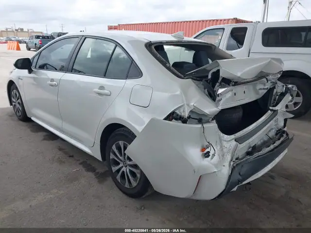 JTDEBRBE3LJ011098 — 2020 Toyota Corolla Hybrid LE, фото 3 с аукциона IAAI 14.10.2026, Задняя часть