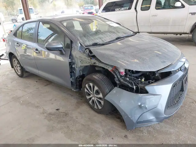 JTDEAMDEXMJ004248 Toyota Corolla Hybrid LE 2021 — повреждение Передняя часть справа, фото до ремонта