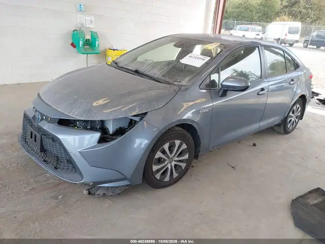 JTDEAMDEXMJ004248 — 2021 Toyota Corolla Hybrid LE, фото 2 с аукциона IAAI 14.10.2026, Передняя часть справа