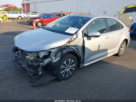 2022 Toyota Corolla Hybrid Le VIN JTDEAMDE3NJ037979 фото 2