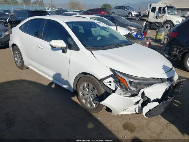 JTDBCMFE5R3052679 — 2024 Toyota Corolla Hybrid LE, Передняя часть (Front End), фото до ремонта