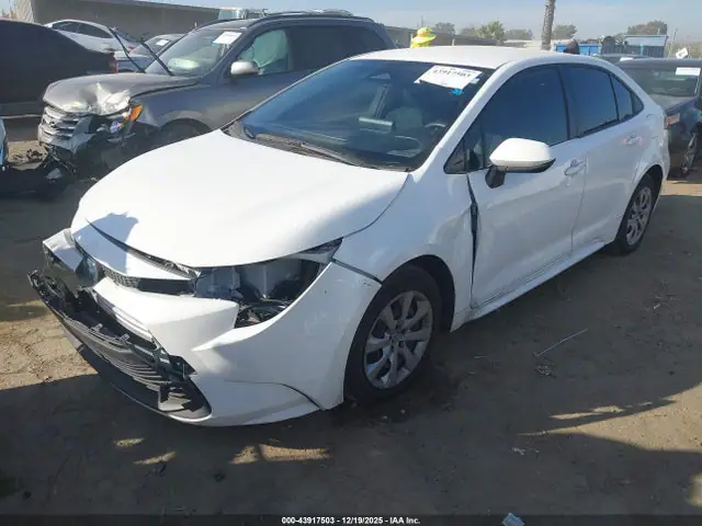 JTDBCMFE5R3052679 — 2024 Toyota Corolla Hybrid LE, фото 2 с аукциона IAAI 30.09.2026, Передняя часть