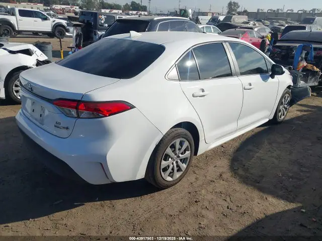 JTDBCMFE5R3052679 — 2024 Toyota Corolla Hybrid LE, фото 4 с аукциона IAAI 30.09.2026, Передняя часть
