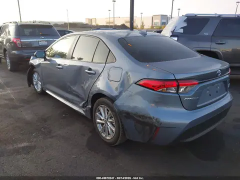 2024 Toyota Corolla Hybrid Le VIN JTDBCMFE5R3068364 фото 3