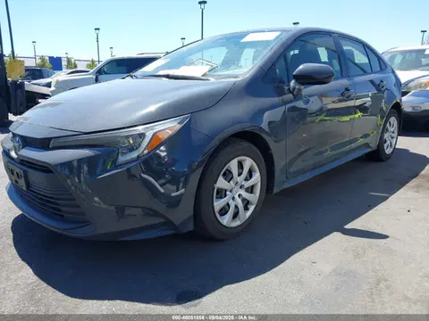 2024 Toyota Corolla Hybrid Le VIN JTDBCMFEXR3045646 фото 2