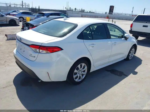 JTDBCMFE1R3048192 — 2024 Toyota Corolla Hybrid LE, фото 4 с аукциона IAAI 30.09.2026, Естественный износ