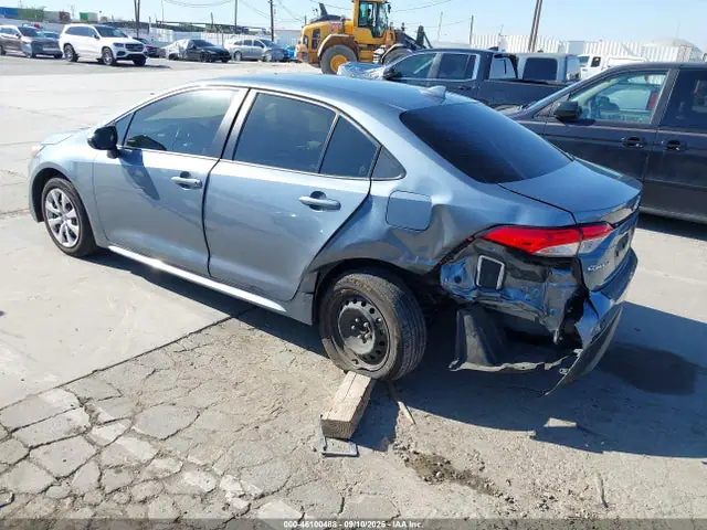 JTDBCMFE4S3086148 — 2025 Toyota Corolla Hybrid LE, фото 3 с аукциона IAAI 14.10.2026, Задняя часть слева