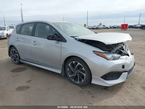 JTNKARJE3HJ536172 — 2017 Toyota Corolla IM, Передняя часть (Front), фото до ремонта