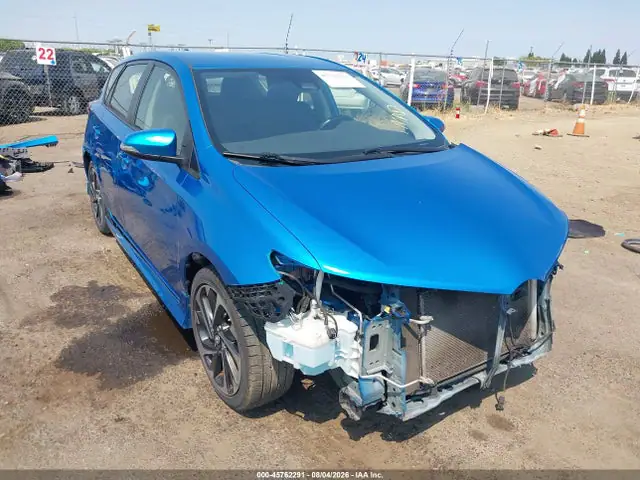 JTNKARJEXJJ571300 — 2018 Toyota Corolla IM, Передняя часть (Front End), фото до ремонта