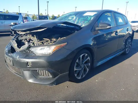 2018 Toyota COROLLA IM VIN JTNKARJE6JJ561203 фото 2