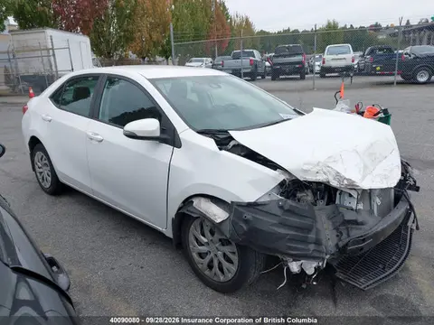2T1BURHE6HC787023 — 2017 Toyota Corolla L/LE/XLE/SE/XSE, Передняя часть (Front), фото до ремонта