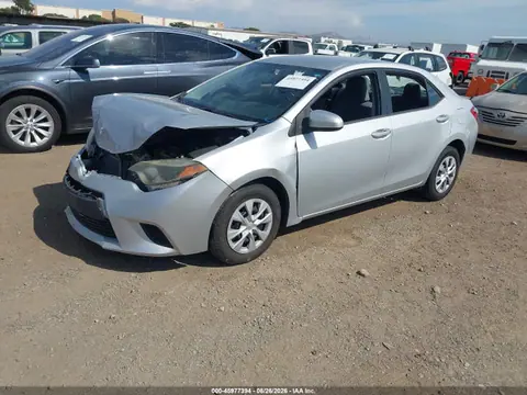 2015 Toyota COROLLA L VIN 5YFBURHE9FP307764 фото 2