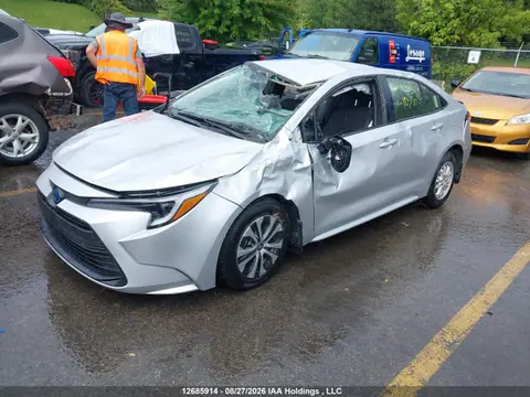 2025 Toyota Corolla Le/se/xle VIN JTDBCMFE2S3103903 фото 2