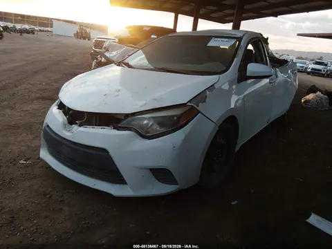 2014 Toyota COROLLA LE VIN 5YFBURHE4EP132712 фото 2