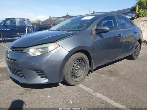 2015 Toyota COROLLA LE VIN 5YFBURHE8FP219532 фото 2