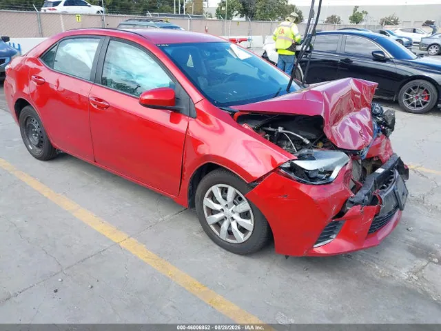 2015 Toyota COROLLA LE VIN 5YFBURHE9FP361193 фото 1