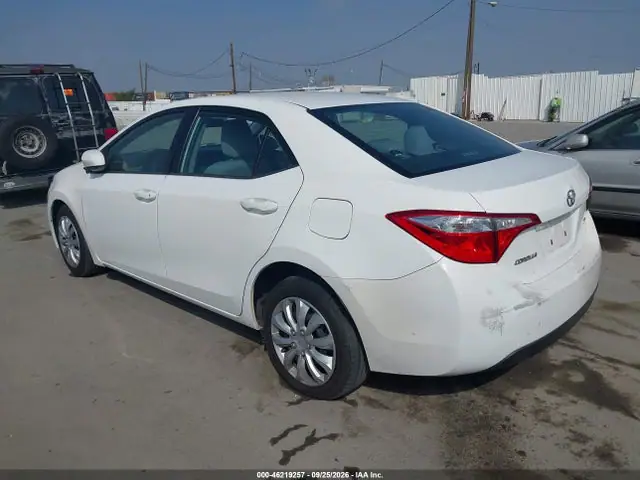 2T1BURHE2FC404806 — 2015 Toyota Corolla LE, фото 3 с аукциона IAAI 14.10.2026, Естественный износ