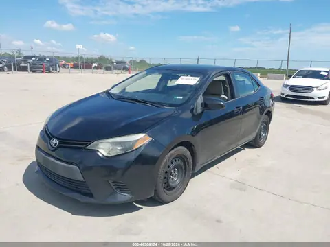 2015 Toyota COROLLA LE VIN 5YFBURHE6FP320648 фото 2