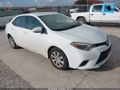 2T1BURHE9GC733908 — 2016 Toyota Corolla LE, Передняя часть слева (Left Front), фото до ремонта