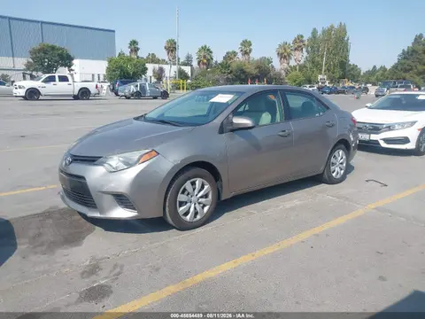 2016 Toyota COROLLA LE VIN 5YFBURHE8GP422048 фото 2