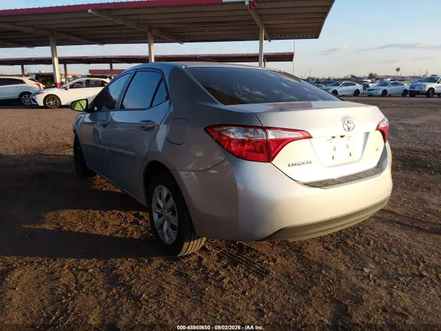 5YFBURHE6GP398574 — 2016 Toyota Corolla LE, фото 3 с аукциона IAAI 13.10.2026, Передняя часть