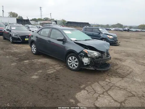 2T1BURHEXGC662735 — 2016 Toyota Corolla LE, Передняя часть (Front End), фото до ремонта