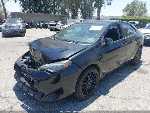 2017 Toyota COROLLA LE VIN 5YFBURHE7HP718826 фото 2