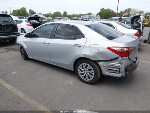2017 Toyota COROLLA LE VIN 5YFBURHE9HP723008 фото 3